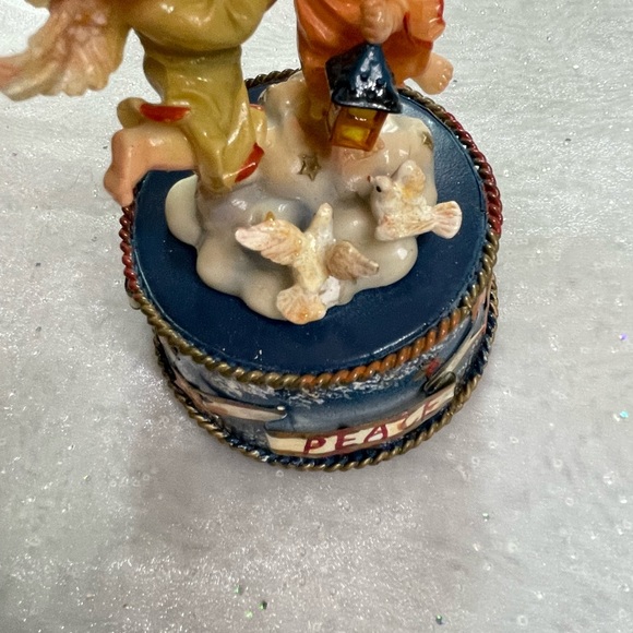 Angel Music Box,VTG Christmas Decor Albert E Price Bellmawr NJ Resin Figurine #4 - Picture 6 of 9